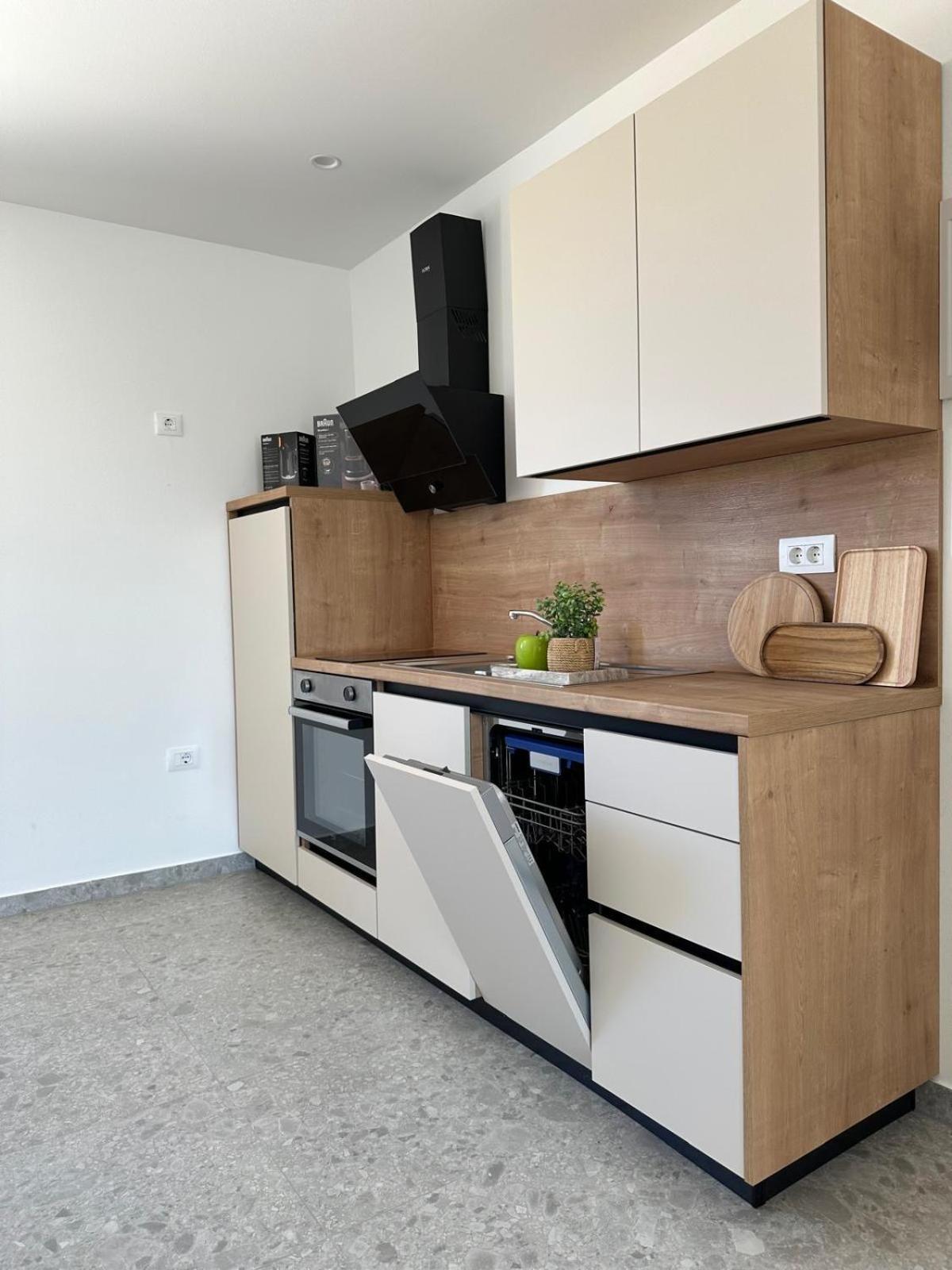 212Bellavista Apartments Neu Pomer Kroatien Экстерьер фото